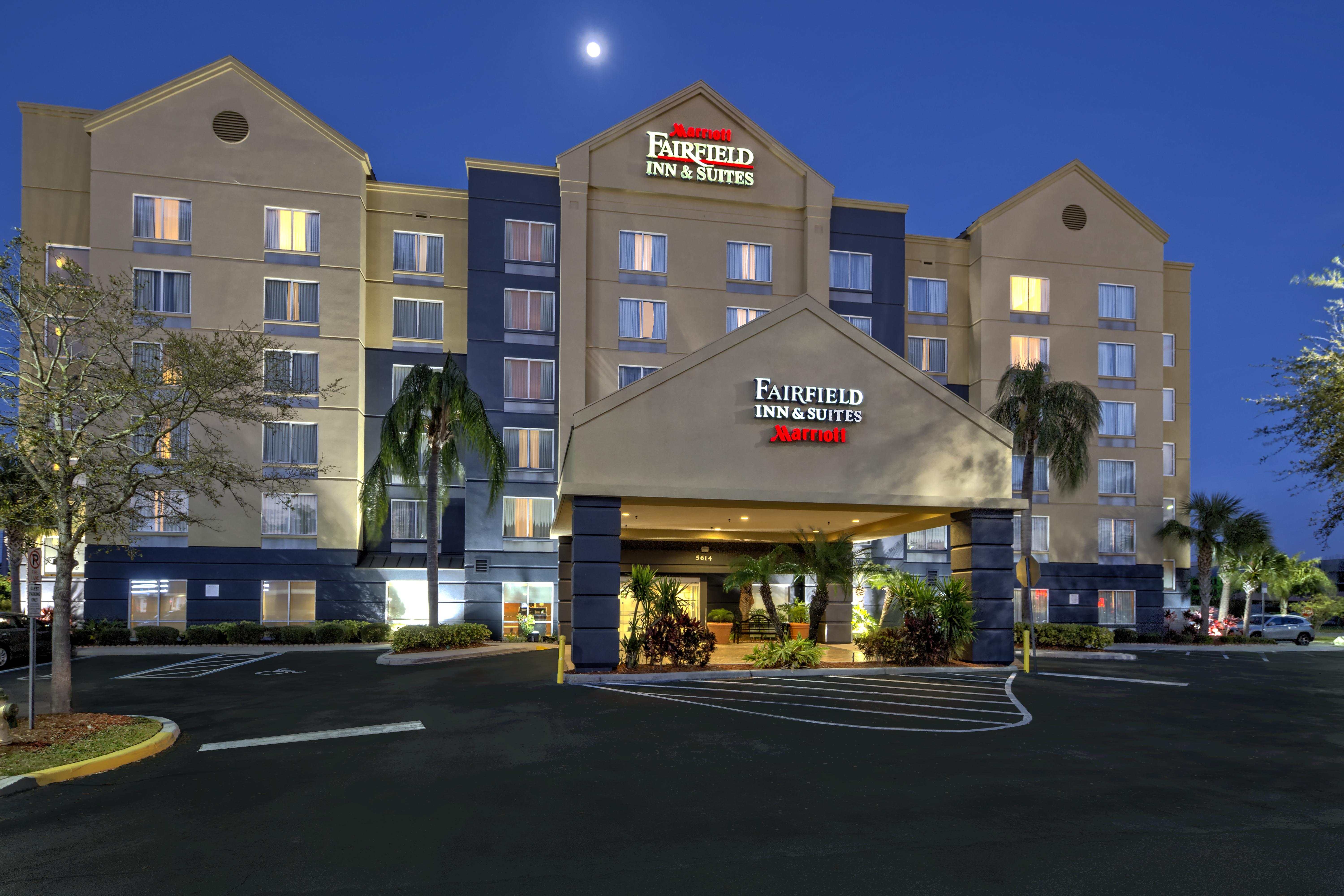 Fairfield Inn And Suites By Marriott Orlando Near Universal Orlando Exterior photo